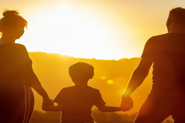 Aile: İnsan Hayatının En Eski ve En Kırılmaz Bağı