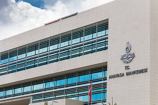 Anayasa Mahkemesi'nin Süresiz Nafaka Kararı