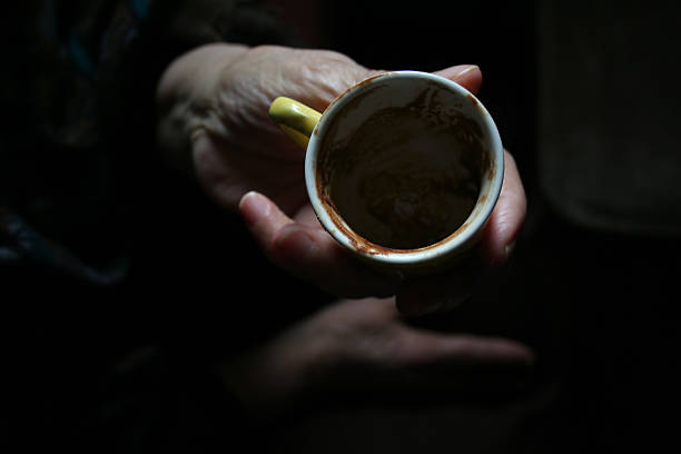 Aynı Fincana Beş Falcı Bakarsa Beşi de Aynı Şeyi Görür Mü?