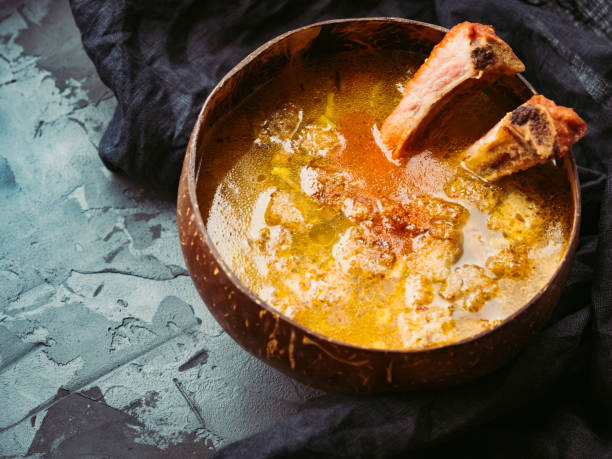 Kemik Suyuyla Kolajen Çorbası (Bağ Dokusu Güçlendirici)