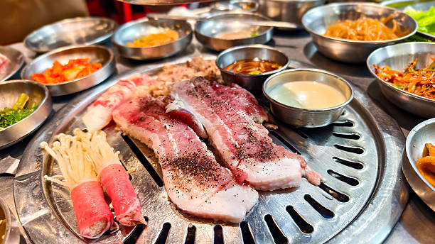 Korean BBQ: Bir Yemekten Çok Sosyal Bir Deneyim
